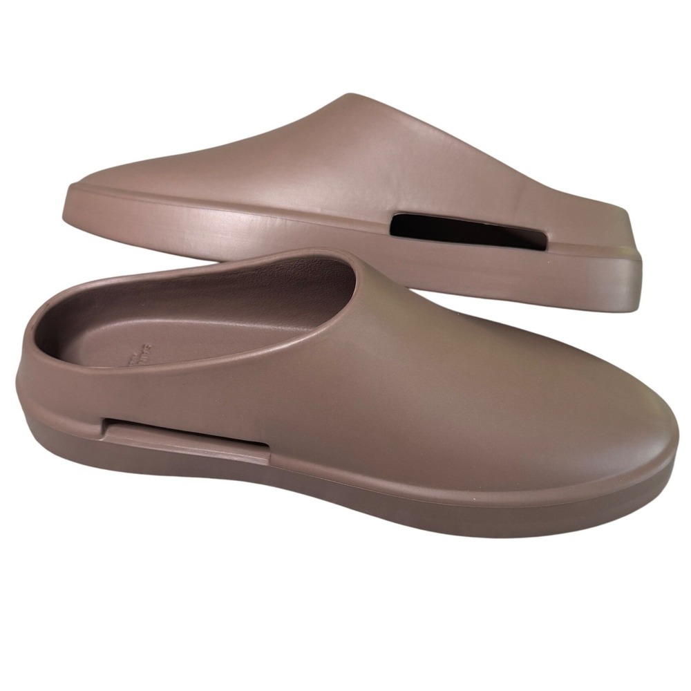 Saint Morta Flow Slide Taupe Brown Closed‎ Toe Mules SMFLOWSL-TAUPE-9 Mens 9